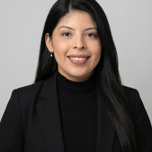 Headshot of Isela Gaitan